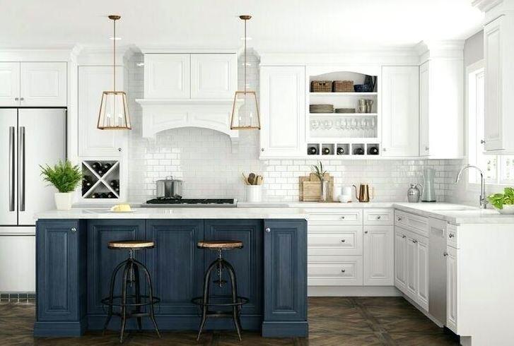 Kitchen Island Selection and Decoration